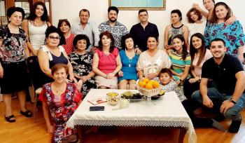 Счастливая семья: Нетребко провела первые дни августа в Баку